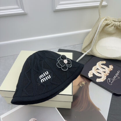 Miu Miu Fashion Knit Bucket Hat - Image 4