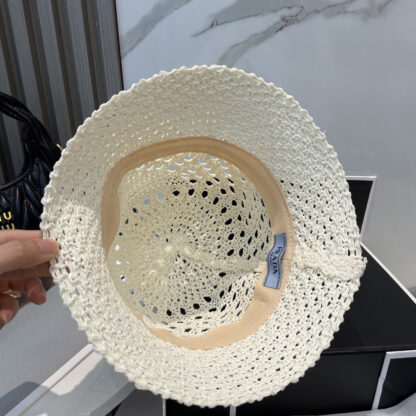 Prada new knitted bucket hat - Image 3