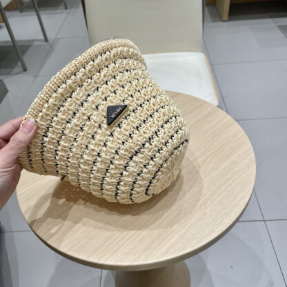 Prada knitted hollow bucket hat - Image 3