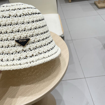 Prada knitted hollow bucket hat - Image 3