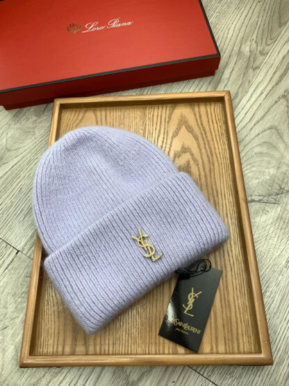 Yves Saint Laurent fine wool knitted hat - Image 3