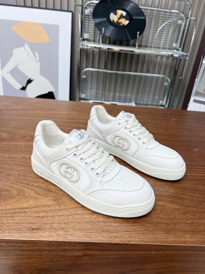 Gucci low-top distressed sneakers - Image 4