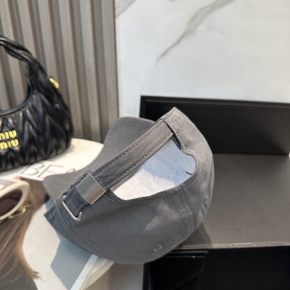 Prada fashion baseball cap - Image 3