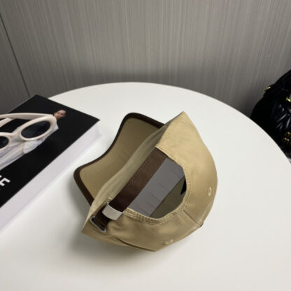 Prada fashion baseball cap - Image 3