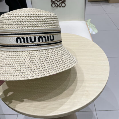 Miu Miu new bucket sun hat - Image 4