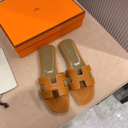 Hermès Orange Classic Litchi Leather Handmade Flat Slippers - Image 3