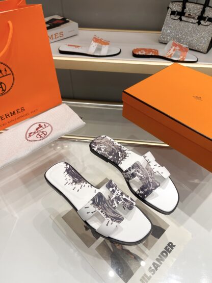 Hermès early spring new white printed pure handmade flat slippers - Image 3