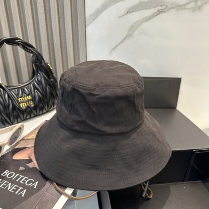 Miu Miu casual bucket hat - Image 4