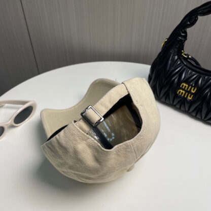 Miu Miu casual new baseball cap - Image 4