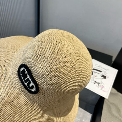 Miu Miu folding straw hat - Image 4