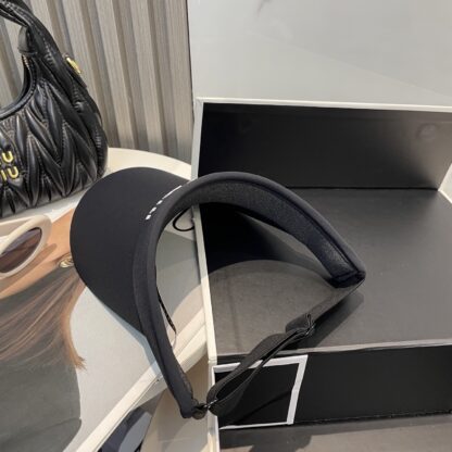 Miu Miu ice silk hollow hat - Image 4