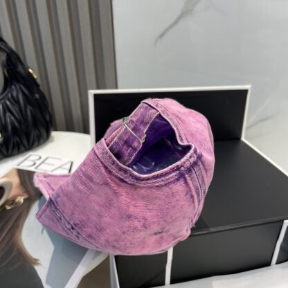 Calvin Kleinf Spring New Baseball Cap - Image 3