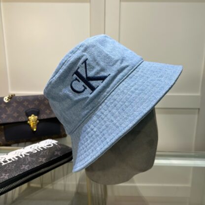 Calvin Kleinf stylish bucket hat - Image 3