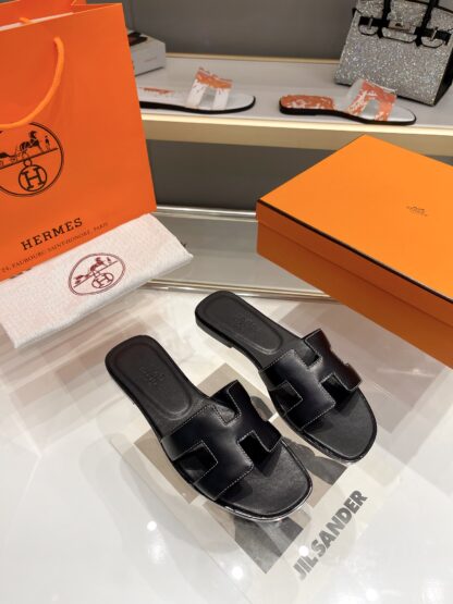 Hermès early spring new pure handmade black flat slippers - Image 3
