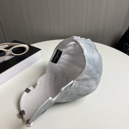 Balenciaga embroidered yuppie baseball cap - Image 3