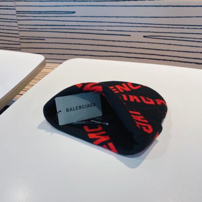 Balenciaga autumn and winter unisex letter knitted hat - Image 3