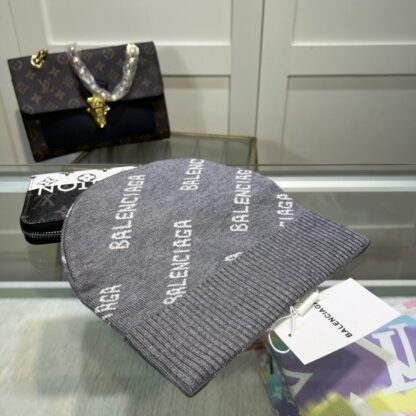 Balenciaga autumn and winter unisex letter knitted hat - Image 3