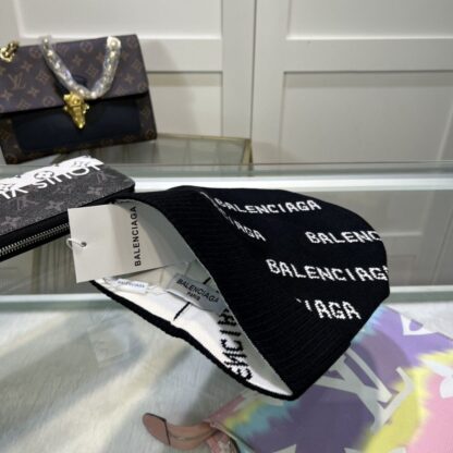 Balenciaga autumn and winter unisex letter knitted hat - Image 3