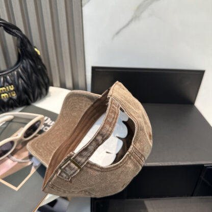 Balenciaga simple fashion baseball cap - Image 3