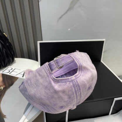 Balenciaga Spring New Hole Casual Baseball Cap - Image 3