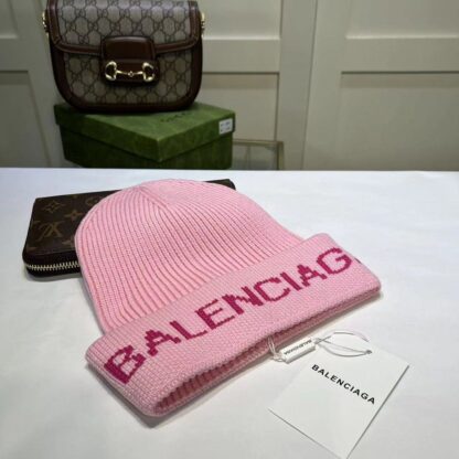 Balenciaga autumn and winter casual generous knitted hat - Image 3