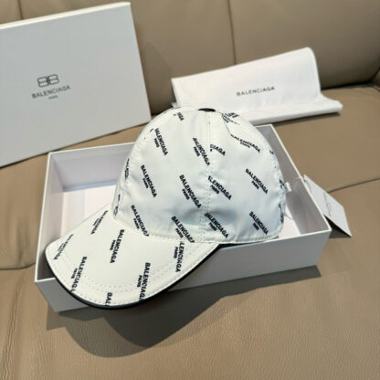 Balenciaga classic lightweight breathable baseball cap - Image 3