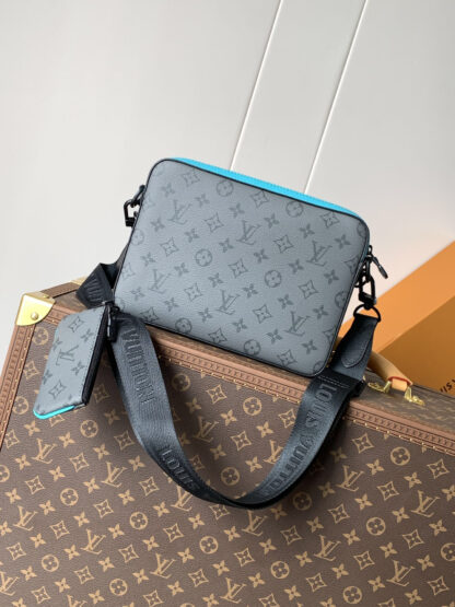 Louis Vuitton M11648 Men's Three-piece Trio Messenger Bag - Image 3