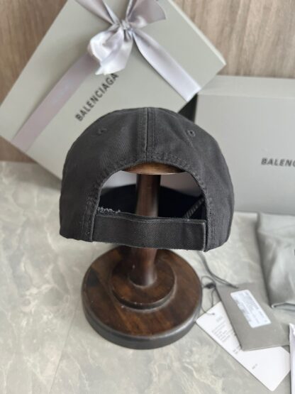 Balenciaga new baseball cap - Image 3