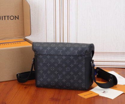 Louis Vuitton Messenger PM Voyager Small Messenger Bag - Image 3