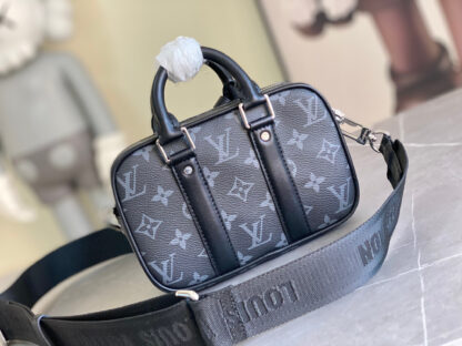 Louis Vuitton NANO PORTE DOCUMENTS VOYAGE Handbag - Image 3