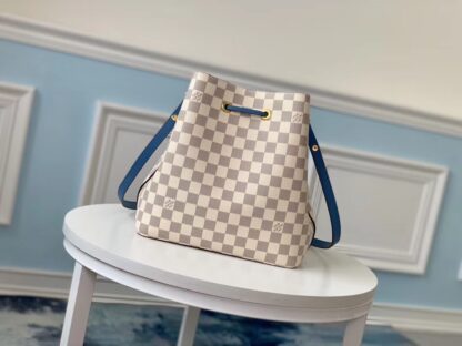 Louis Vuitton NéoNoé Handbag - Image 3