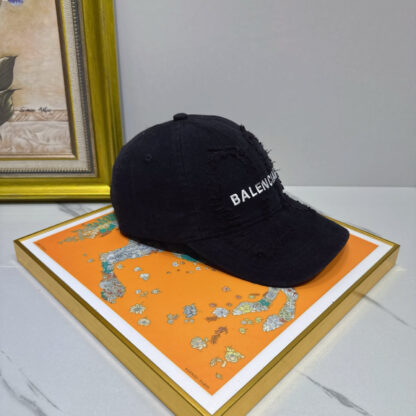 Balenciaga pure cotton old fashioned baseball cap - Image 3