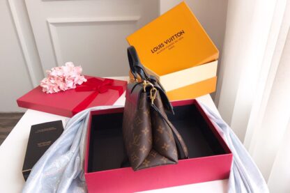 Louis Vuitton One Handle Flap Bag - Image 3