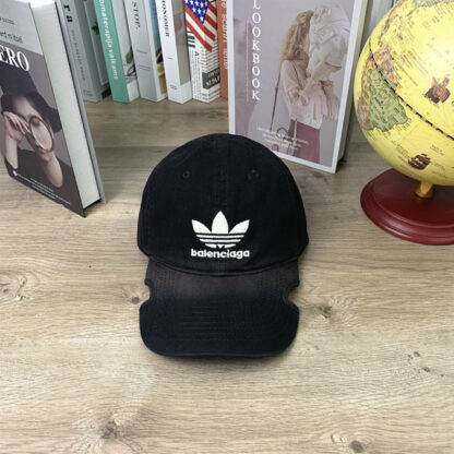 Balenciaga embroidered letters soft top washed distressed personalized baseball cap - Image 3