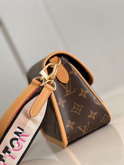 Louis Vuitton vintage bag series DIANE handbag - Image 3