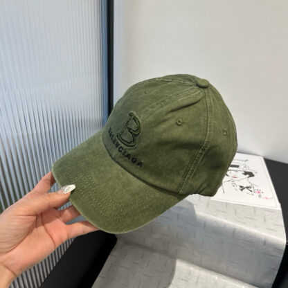 Balenciaga baseball cap - Image 3