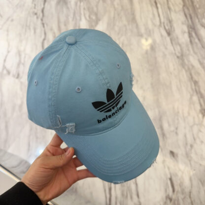 Balenciaga simple and stylish couple baseball cap - Image 3