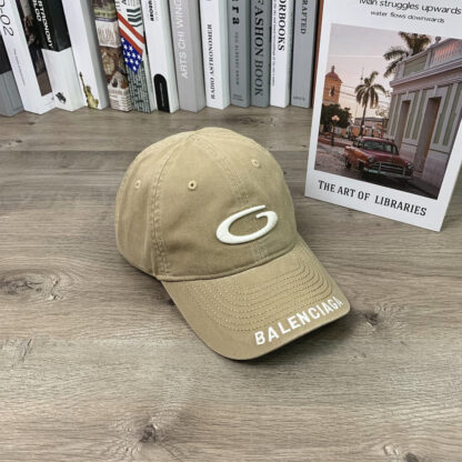 Balenciaga classic soft top casual face-showing couple baseball cap - Image 3