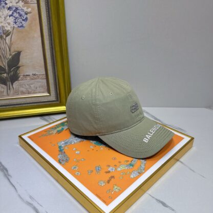 Balenciaga stylish cotton baseball cap - Image 3
