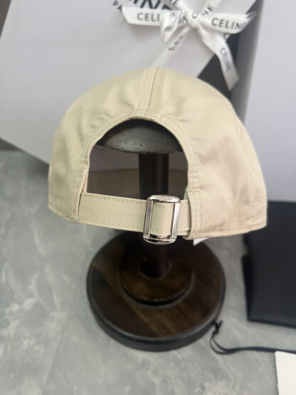 Celine's new embroidered stylish everyday baseball cap - Image 3