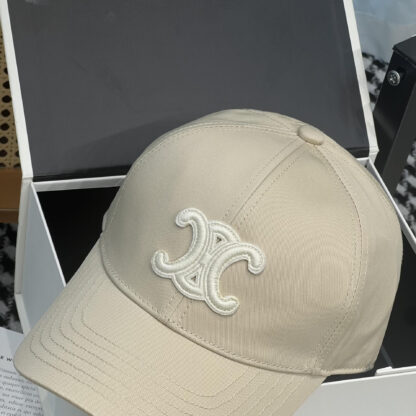 Celine exquisite baseball cap - Image 3