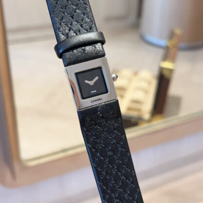 Chanel Diamond Small Square Watch - Image 4