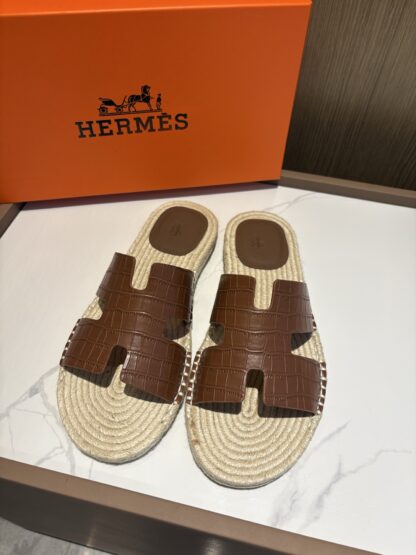 Hermes dark brown comfortable all-match non-slip breathable casual slippers - Image 3