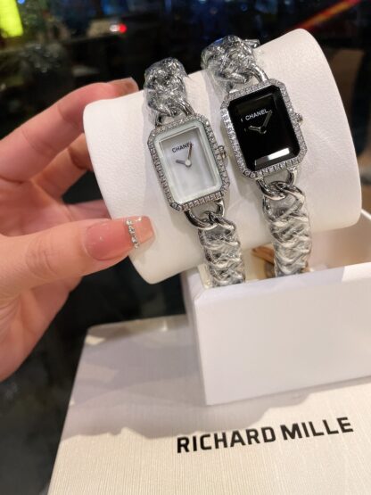 Chanel stylish and exquisite women's watches - Image 3
