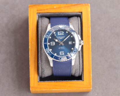 Longines CONQUEST Sports Series Watch - Image 4