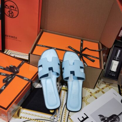 Hermès latest light blue handmade slippers - Image 3