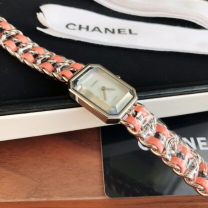 Chanel stylish and exquisite women's watches - Image 4