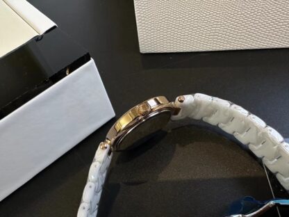 Chanel stylish and elegant watches - Image 4