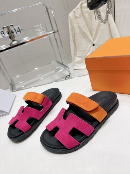 Hermès Spring and Summer New Pink Orange Comfort Slippers - Image 3