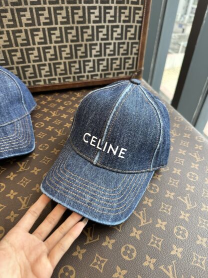 Celine exquisite baseball cap - Image 3
